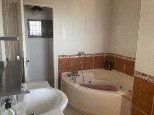 Villa panoramique avec piscine, Mas-Fumats, ROSES, Espagne