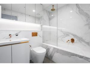 Trio BoxHill Lux Entire 3Bedroom Apt with car park and prime location