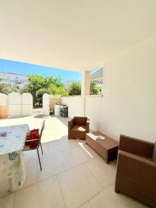 A 100 m dalla spiaggia