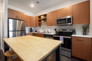 Trailside45 Modern Getaway – Traverse City