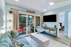 Stunning 2 Bedroom Villa Steps to the Beach