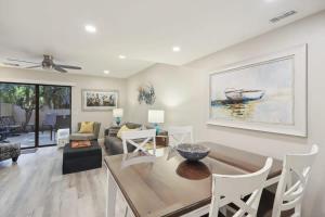 Coligny Beach Getaway Villa Private Courtyards