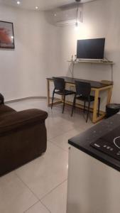 10 - Estúdio na Savassi, Ar condicionado, Cozinha completa, Vaga de garagem, bem próximo ao Life Center