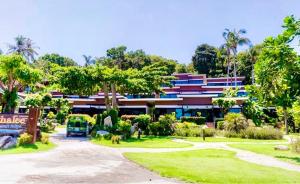 Kathalee Beach Resort & Spa