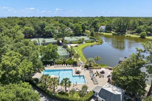 234 Evian Villa Steps to Pool Tennis Pickleball & Beach