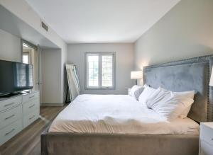 Perfect Jacuzzi Suite at Highland