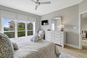 Ocean Views Immaculate Windsor Court Villa