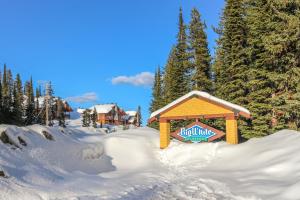 Snowbanks 4