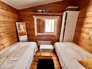 Log House and New Sauna Pikariporras