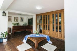 Whisper Oasis - Private Jacuzzi Pool Villa - 3BR, Sleeps 10 w Daily Housekeeping