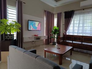 Ateh's Homestay KLIA