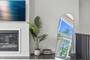 Super Mario Retreat with Hot Tub,IndoorGames,Firepit