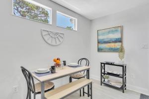 Downtown Haven, Siesta 8 mi, Lido 4 mi, walk to DT