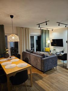 All Season Klimat - Dom przy szlaku z prywatnym tarasem i widokiem na Góry Orlickie - Sudety Sauna&Jacuzzi, Skalne Miasto, 4km do Zieleniec SKI Arena