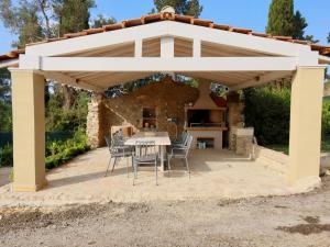 Private Villa Maothis