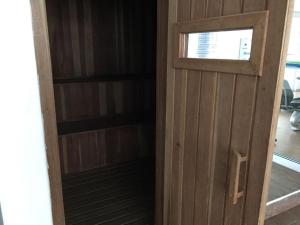 4 Suites, Ar Condicionado, próximo a praia e vista linda da mata