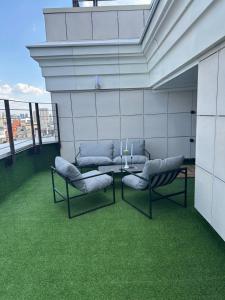 Апартаменти з терасою в центрі міста