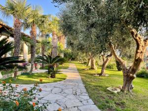 Villa VerdeMare - Esclusive Private Pool & Garden - 350 m from beach