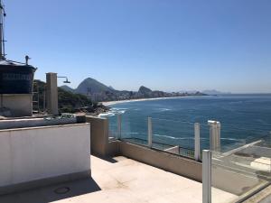 Costa Azul 217, ocean view and best spot in Rio