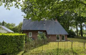 3 Bedroom Beautiful Home In Gees