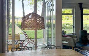 3 Bedroom Beautiful Home In Gees