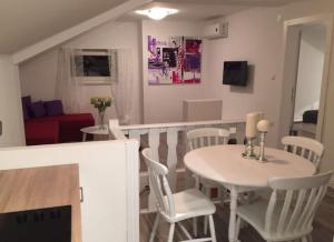 Apartments LUCA with swimming pool