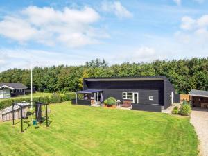 6 person holiday home in Hemmet-By Traum