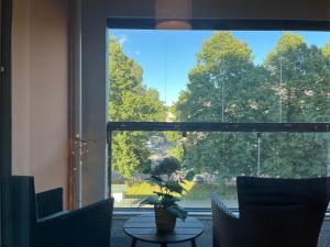 Peaceful stay near city & nature, Wifi, balcony