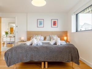 3 Bed in Westward Ho 48845