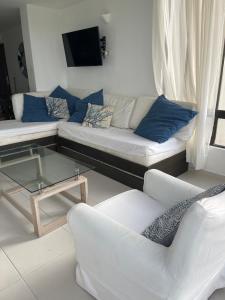 Apartamento con Vista al Mar - Edificio Commodore , APTO 501