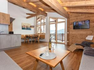 Apartment in Unken with Wi-Fi and parking