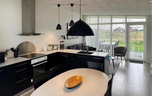 Two-Bedroom Holiday Home Ringkøbing 07