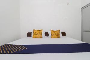 Hotel O MCK Rooms