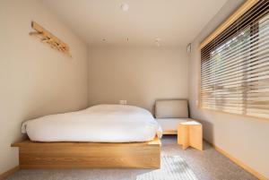 Yado Arashiyama -13 years old or older only-