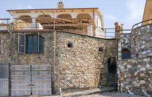 Cozy Home In Tarquinia Vt With Wifi