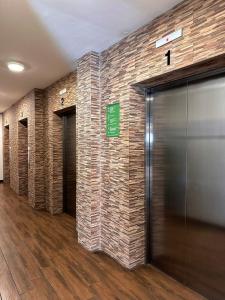 1 Bedroom in Angeles City with gym and pool near Clark