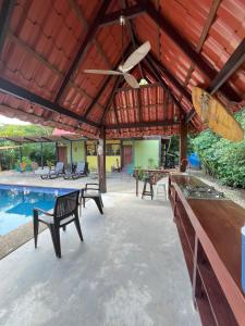 Las Plumas de Cabuya