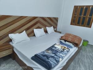 Siddhi Vinayak paying guest house