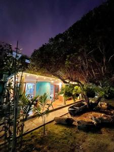 Hermosa villa frente al mar