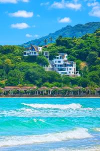 Golden Coconut 4 Bed 6 Bath Luxury Sea View Villa in Chaweng Beach, Koh Samui