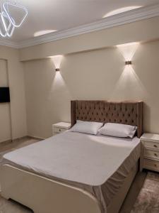 شقه مفروشه بمدينة العبور