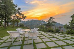 The HillCrest Mussoorie, Mall Road