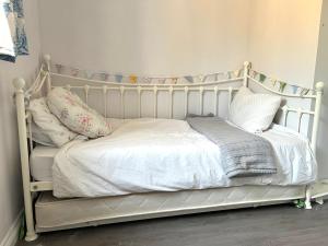 South Wales Coastal Retreat