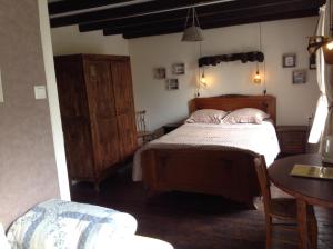 B&B / Chambres d'hotes Aux Sources de l'Yonne : photos des chambres