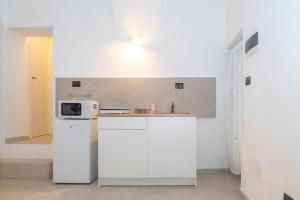 One-Bedroom Deluxe Apartment