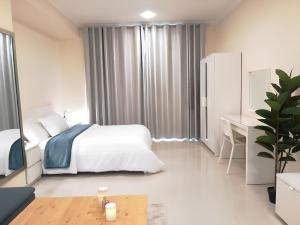 Quickstay holiday homes Stylish Studio Silicon Oasis-124