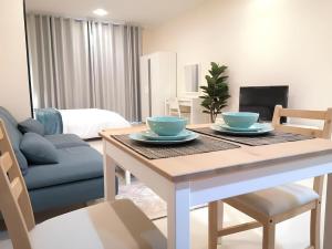 Quickstay holiday homes Stylish Studio Silicon Oasis-124