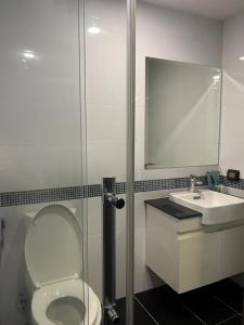 Cozy 2-Bedrooms Apartment Near Nimman #A706