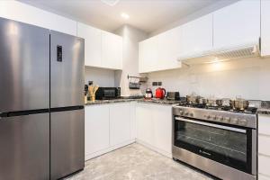 FIRST CLASS VILLA Tranquility Meets Luxury