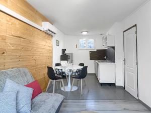 Terrasse, parking & confort au cœur de Carcassonne